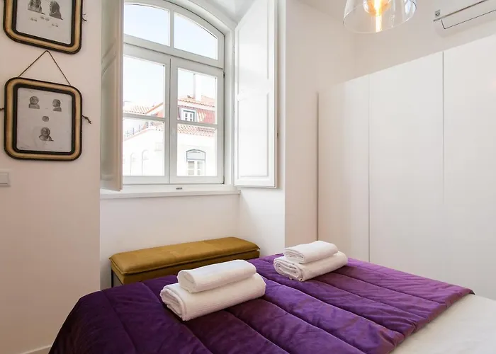 Jp38 - Dowtown Perfect Gem 2 Bdr + 2 Bath, Bright Flat! * Lisboa